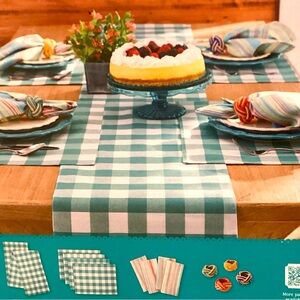 NIB THE PIONEER WOMAN CHARMING CHECK 13 PIECE TABLE LINENS SET